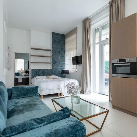 Milestay Champs Elysees Parigi Esterno foto